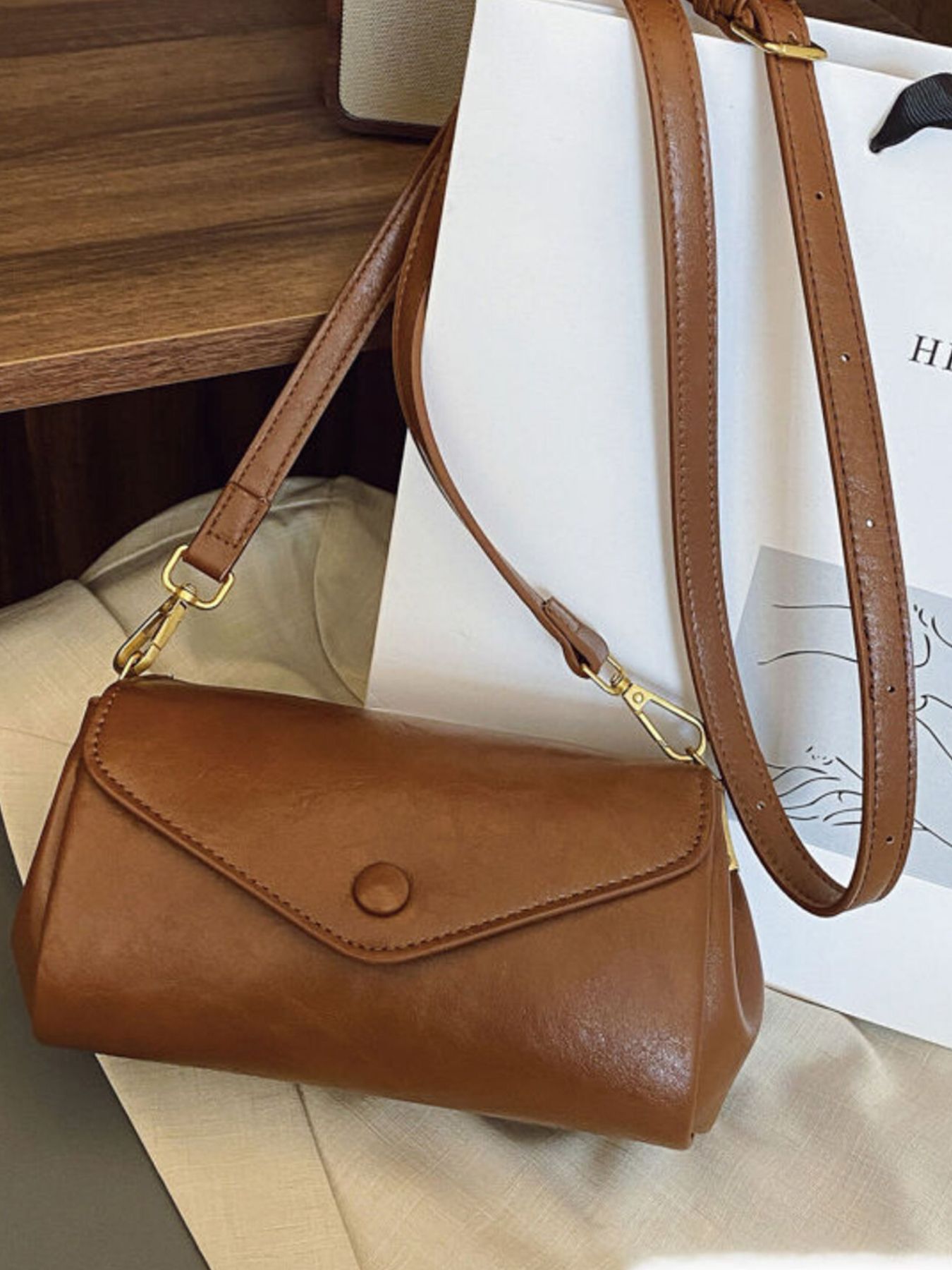 2feee27e-3912-4b51-b8cb-3ec333126e75-Max